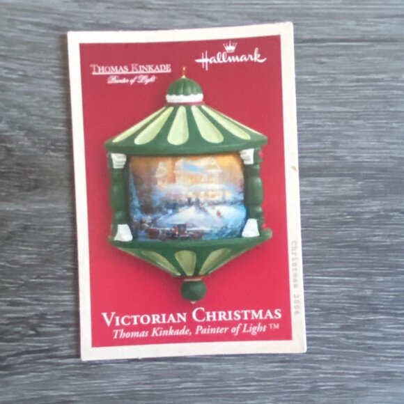 Hallmark Keepsake Ornament 2004 Thomas Kinkade Victorian Christmas Ornament-GUC - Picture 10 of 10
